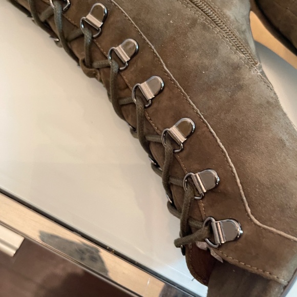 NWB STEVE MADDEN OLIVE GREEN KINNON TALL PEEP TOE BOOTS - Picture 9 of 10